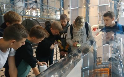 Wycieczka klasy 7d do Planetarium i Centrum Nauki Techniki w Łodzi.