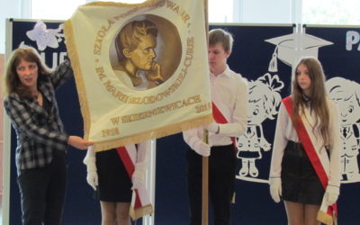 Ślubowanie uczniów klas pierwszych
