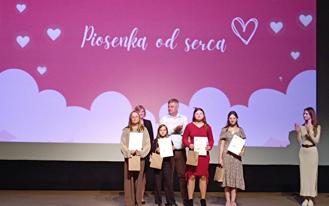 Międzyszkolny Konkurs „Słowiki – piosenka od serca”