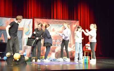 Sukces Teatru Stulatka – uczniowie SP4 w ogólnopolskim finale!